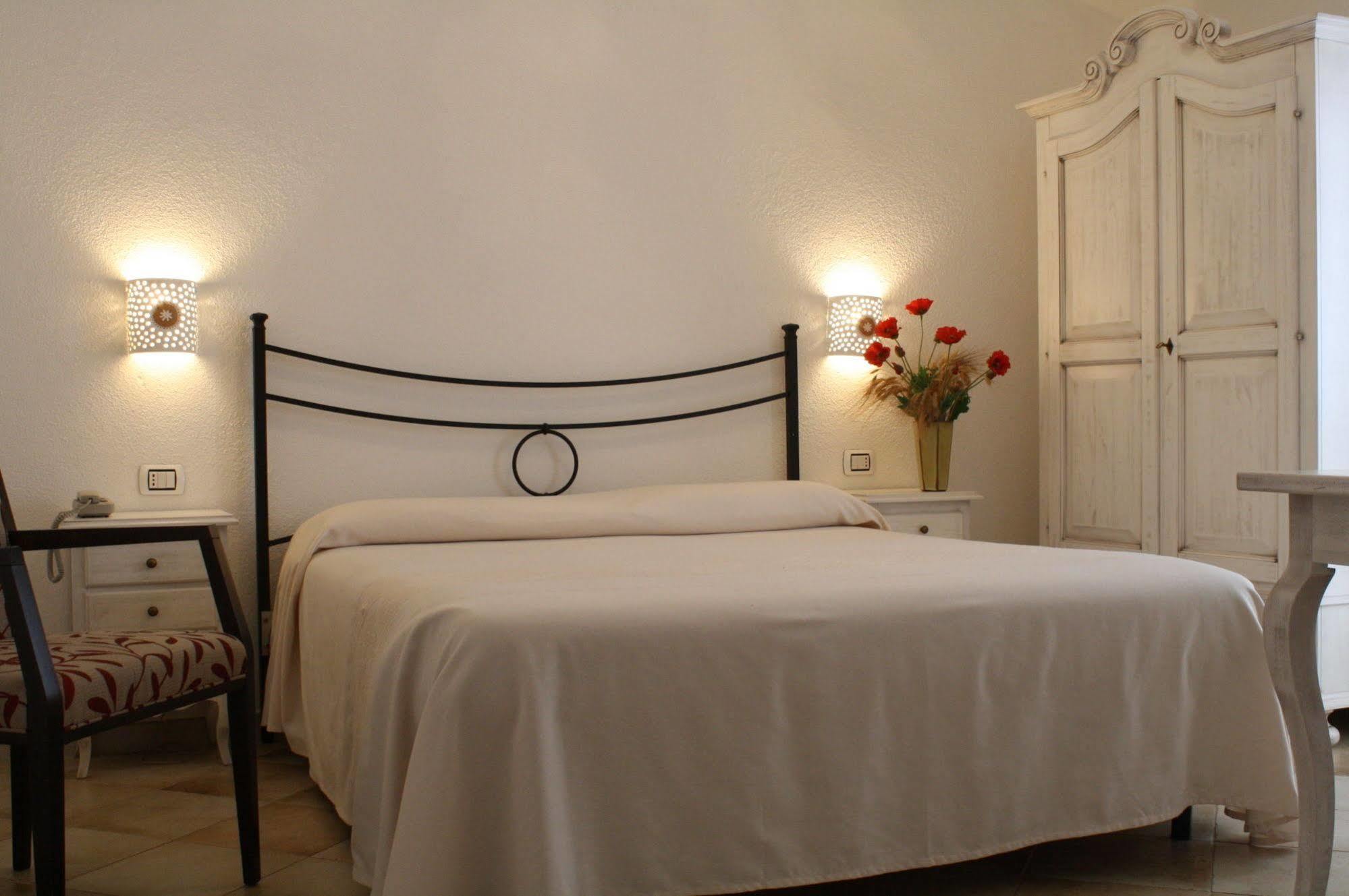 Hotel סן פנטלאו מראה חיצוני תמונה